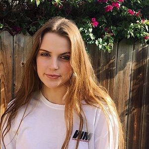 Meet your Posher, Holly